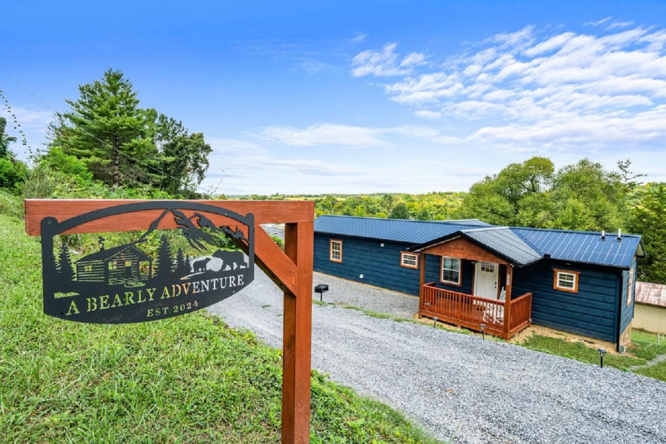 Brand New Tiny Cabin! A Bearly Adventure Sevierville Exterior photo